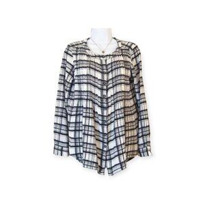 Anthropologie Textured Black White Plaid Button-Up Shirt Size 2 Relaxed Fit